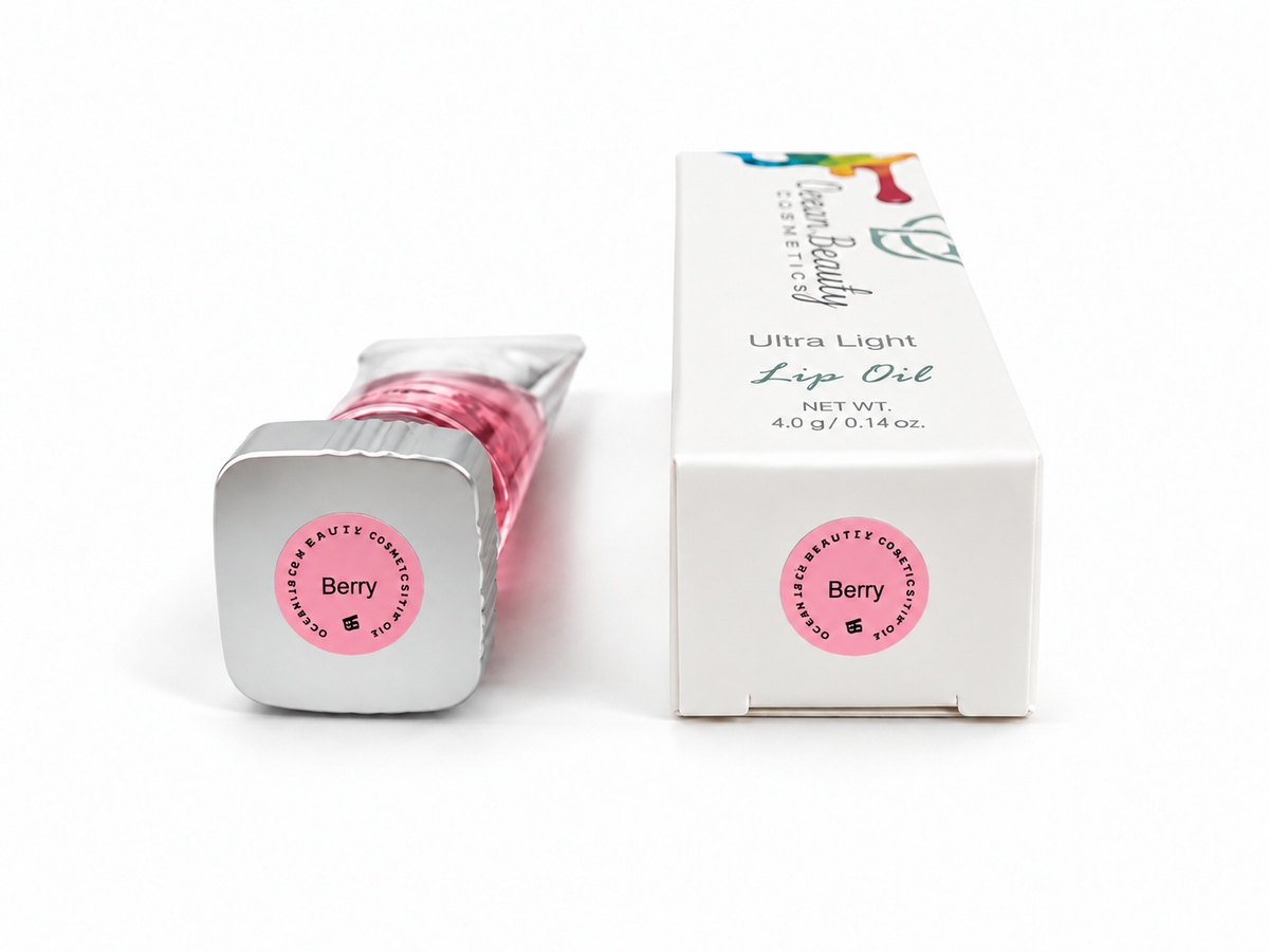"Berry" Ultra Light Lip Oil